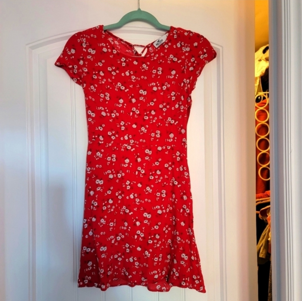 Hollister min red dress size S